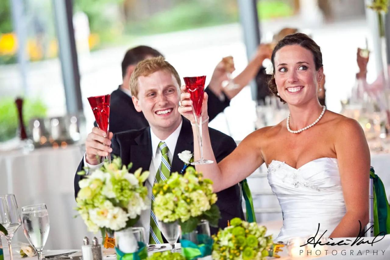 Do The Parents Of The Groom Give A Toast