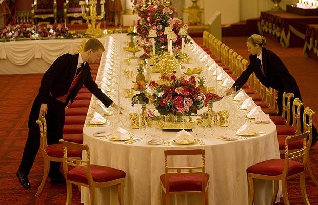 How To Introduce The Chairman Of A Wedding Reception